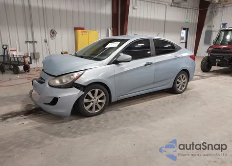 2013 Hyundai Accent Gls z USA, uszkodzony, nr VIN KMHCU4AE7DU462598